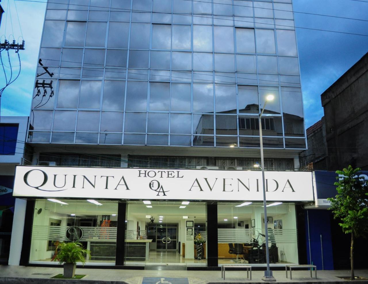 金塔路酒店 Cúcuta 外观 照片
